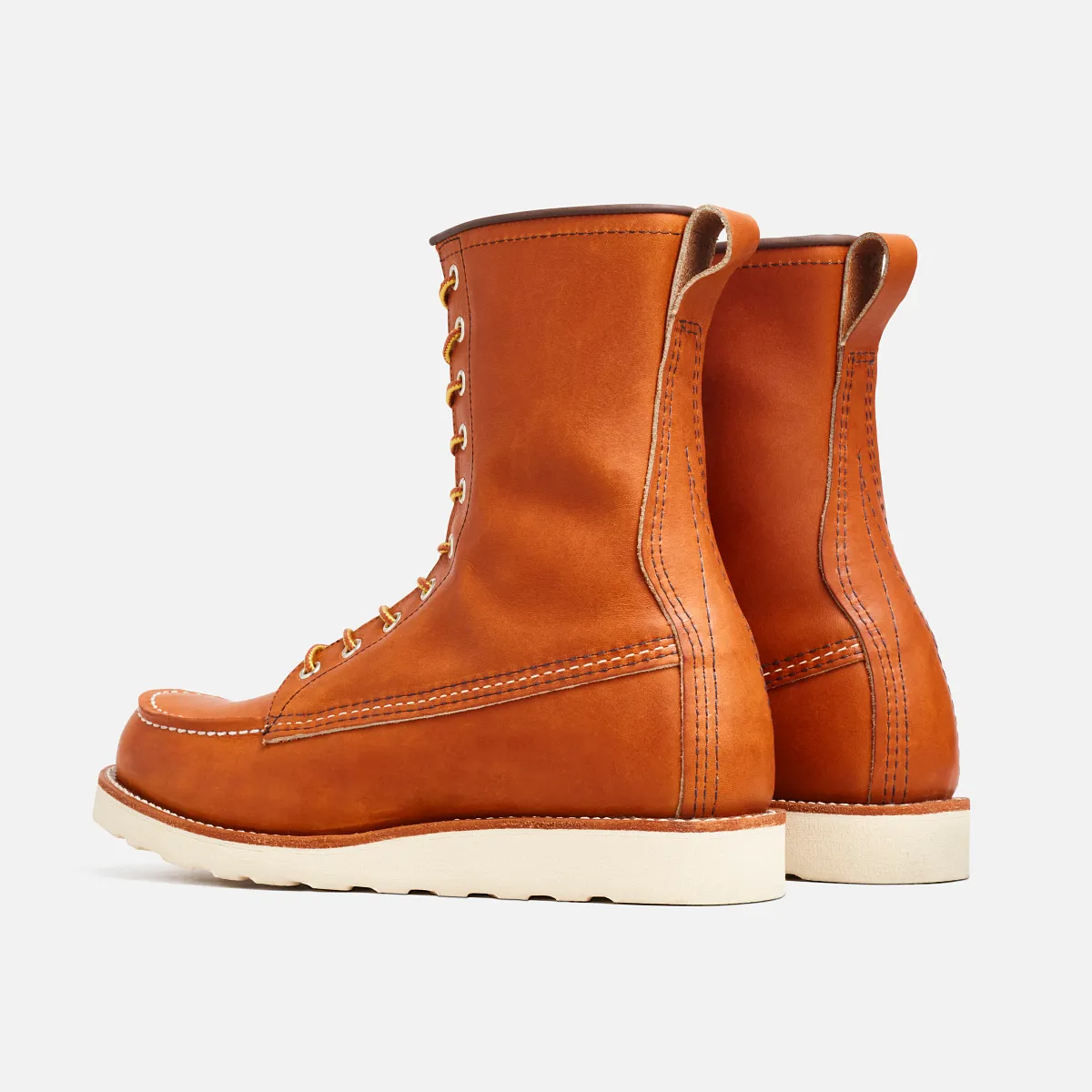 8-inch Classic Moc® Men's 8-Inch Boot in Oro Legacy Leather - Image 4