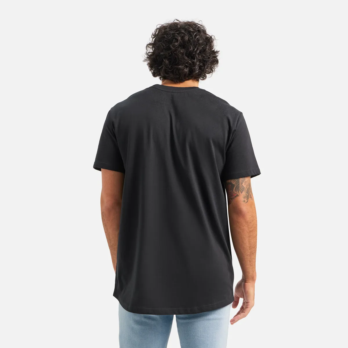 Short Sleeve Pocket T-Shirt Men's Short Sleeve T-Shirt in Black - Image 4