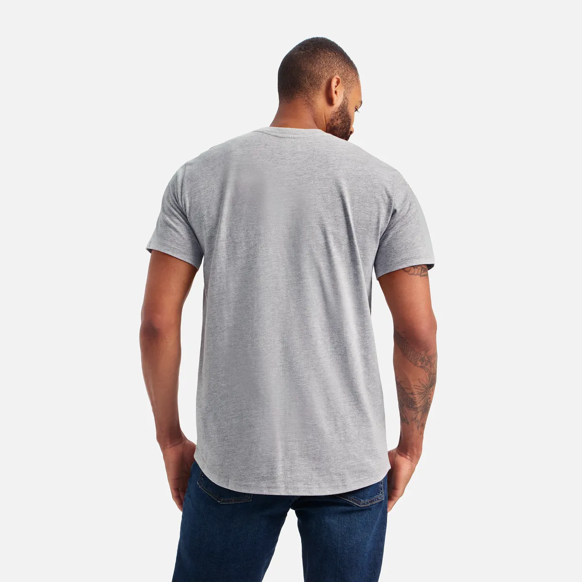 Short Sleeve Pocket T-Shirt Men's Short Sleeve T-Shirt in Black - Image 19