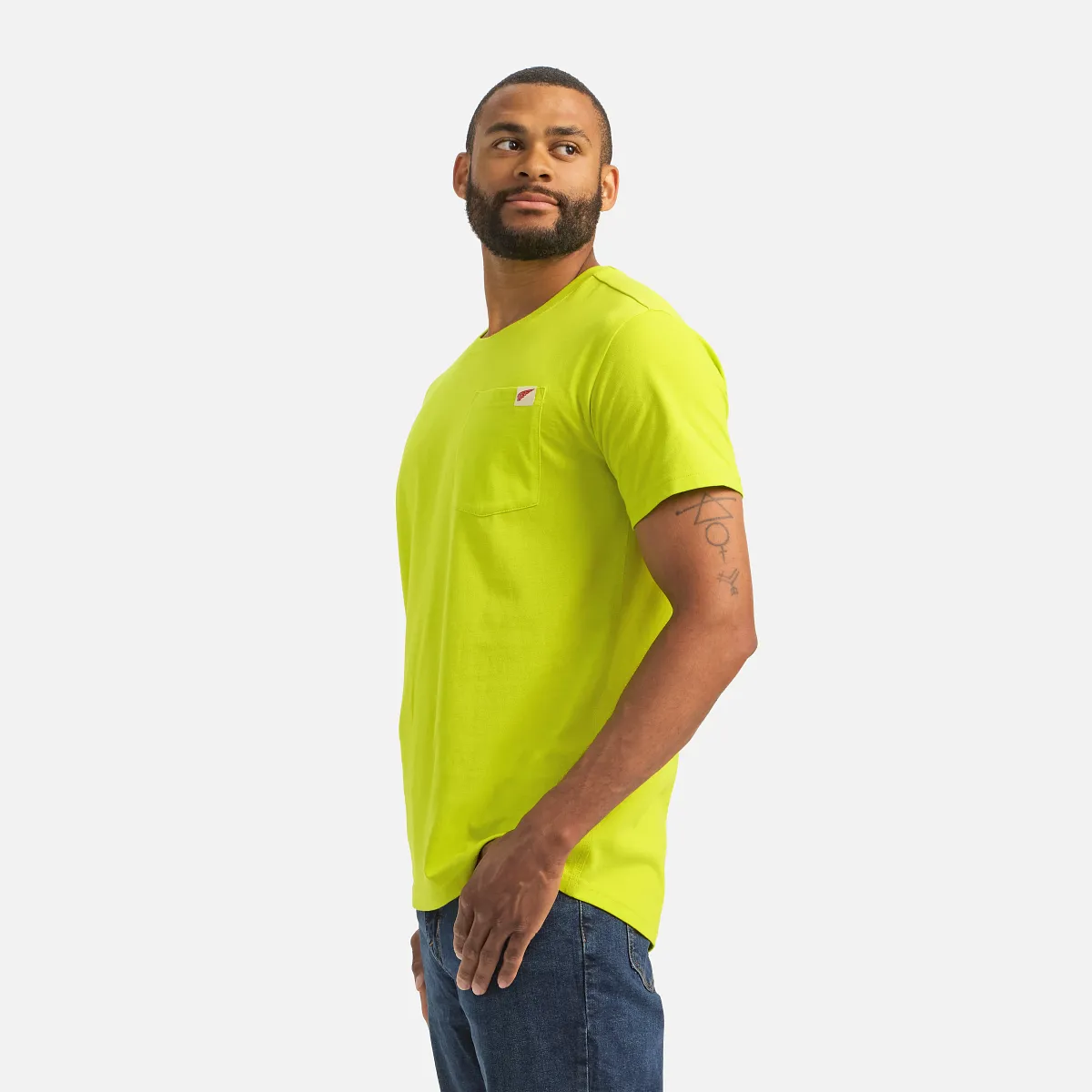 Short Sleeve Pocket T-Shirt Men's Short Sleeve T-Shirt in Black - Image 25